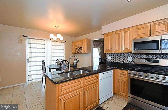 806 SAINT CHRISTOPHER LN, Philadelphia, PA 19116
