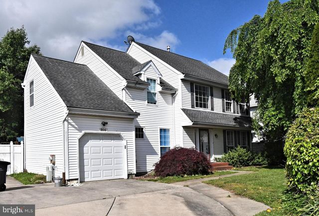 806 SAINT CHRISTOPHER LN, Philadelphia, PA 19116