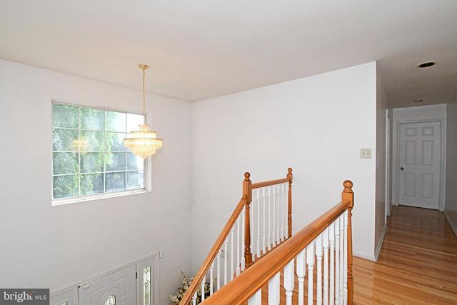 806 SAINT CHRISTOPHER LN, Philadelphia, PA 19116