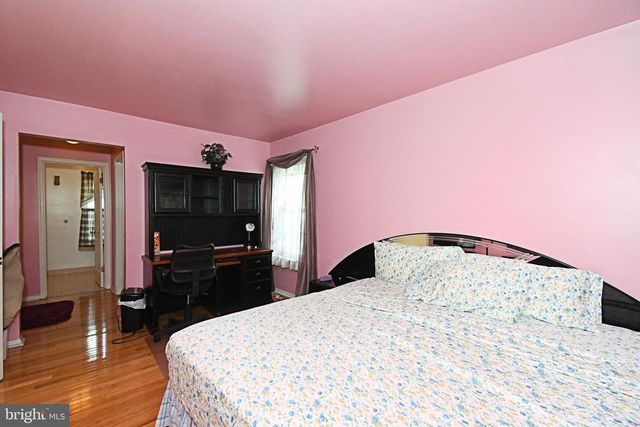 806 SAINT CHRISTOPHER LN, Philadelphia, PA 19116