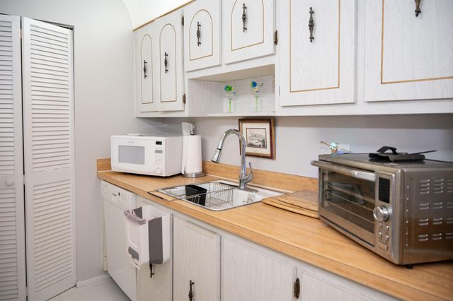 12416 Alternate A1a P2, Palm Beach Gardens, FL 33410