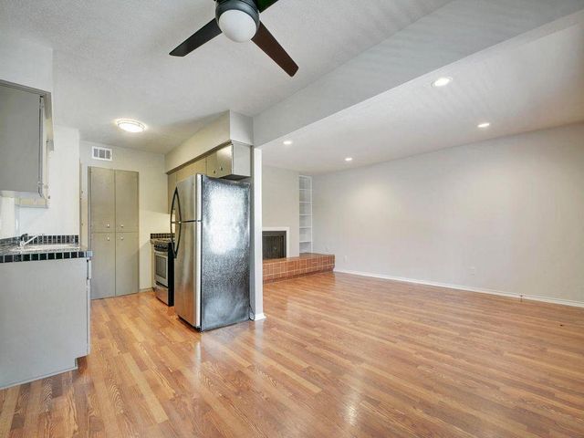 505 W 7th ST 202, Austin, TX 78701