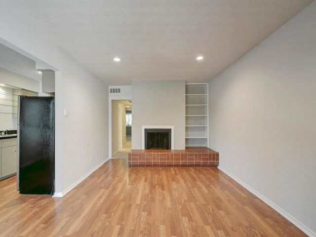 505 W 7th ST 202, Austin, TX 78701