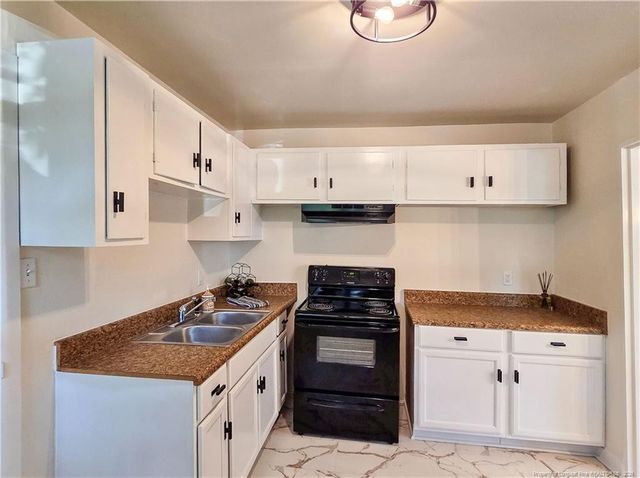 469 McRae Drive, Fayetteville, NC 28305