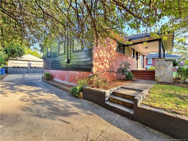 469 McRae Drive, Fayetteville, NC 28305