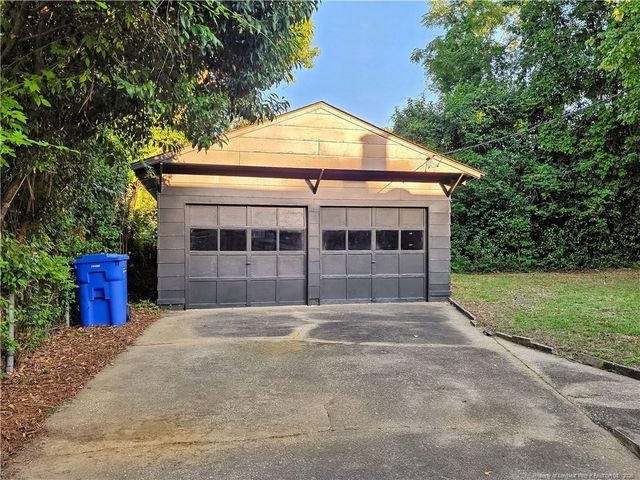 469 McRae Drive, Fayetteville, NC 28305