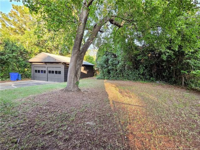 469 McRae Drive, Fayetteville, NC 28305