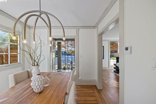 2935 Florence, Berkeley, CA 94705