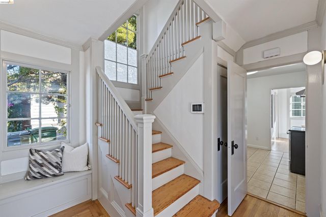 2935 Florence, Berkeley, CA 94705