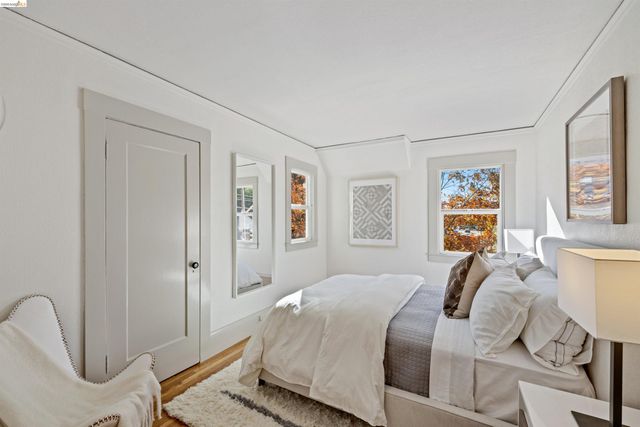 2935 Florence, Berkeley, CA 94705