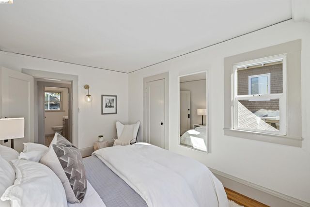 2935 Florence, Berkeley, CA 94705