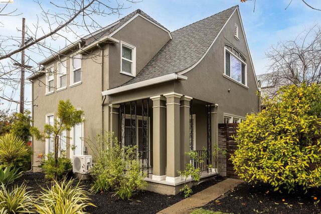 2935 Florence, Berkeley, CA 94705