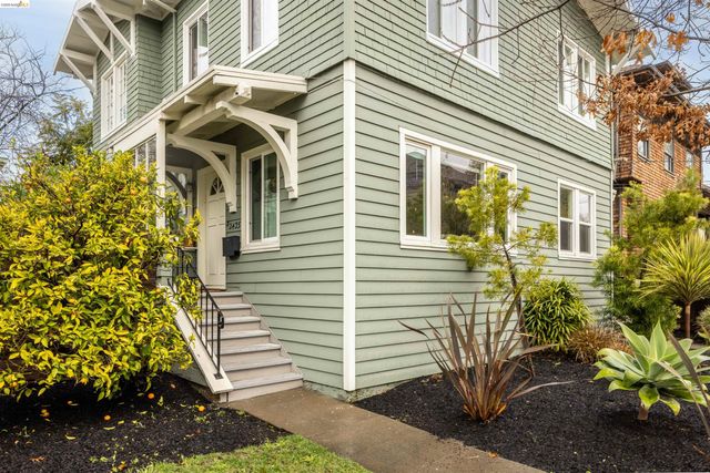 2935 Florence, Berkeley, CA 94705