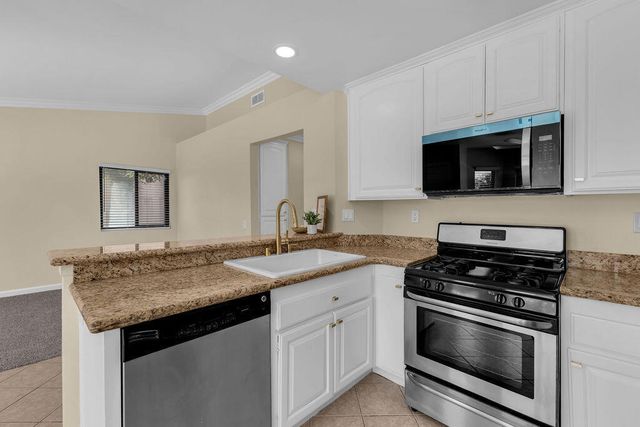 40780 Breezy Pass Road A, Palm Desert, CA 92211