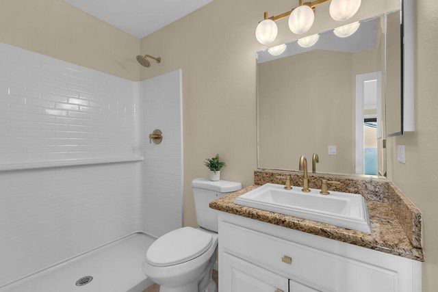40780 Breezy Pass Road A, Palm Desert, CA 92211