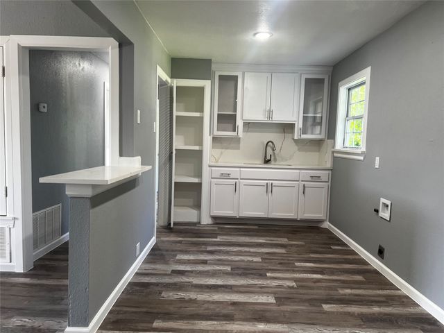 4217 Weber Street, Fort Worth, TX 76106