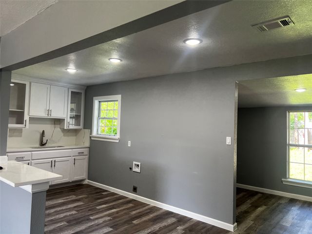 4217 Weber Street, Fort Worth, TX 76106