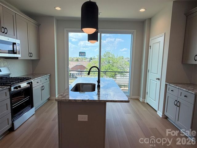 1614 Spring Street EQX1874, Charlotte, NC 28206