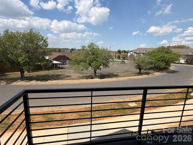 1614 Spring Street EQX1874, Charlotte, NC 28206