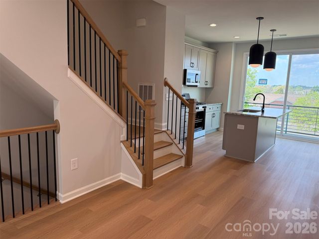 1614 Spring Street EQX1874, Charlotte, NC 28206