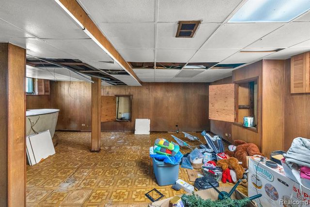 8343 American Street, Detroit, MI 48204