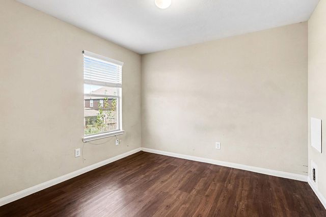 882 Darbydale Crossing Lane, Houston, TX 77090