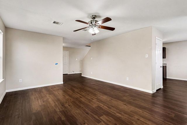 882 Darbydale Crossing Lane, Houston, TX 77090