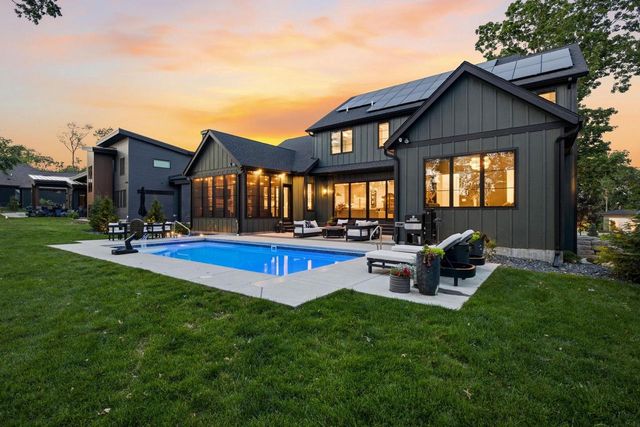 4937 Championship Circle, Middleton, WI 53597