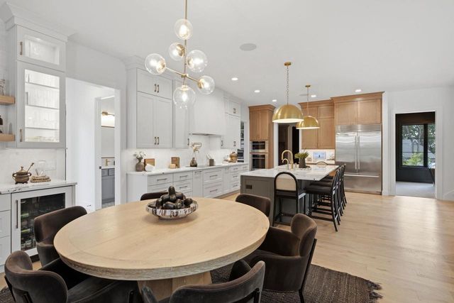4937 Championship Circle, Middleton, WI 53597