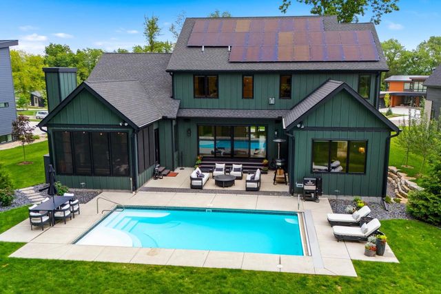 4937 Championship Circle, Middleton, WI 53597
