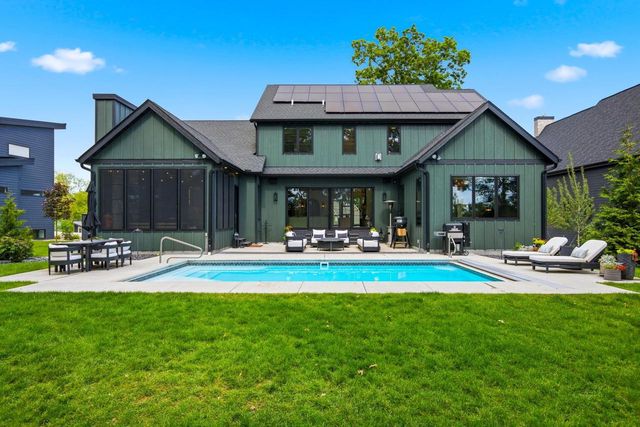4937 Championship Circle, Middleton, WI 53597