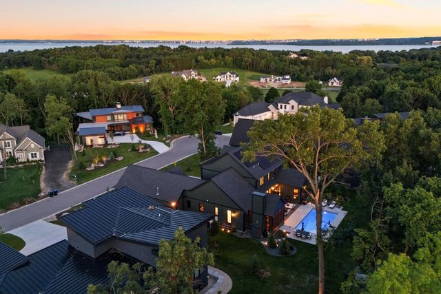 4937 Championship Circle, Middleton, WI 53597