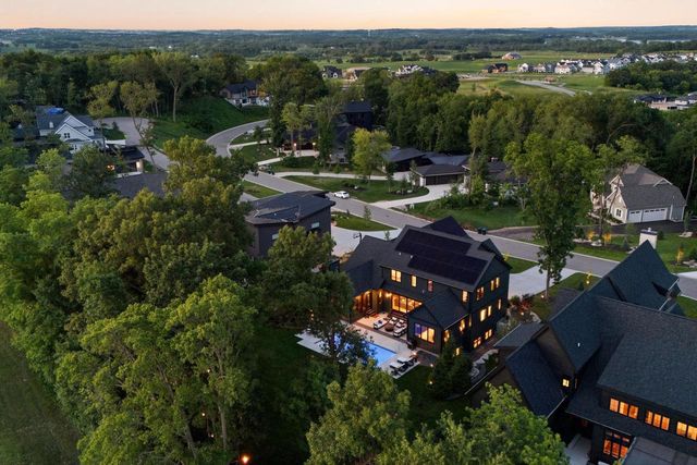 4937 Championship Circle, Middleton, WI 53597