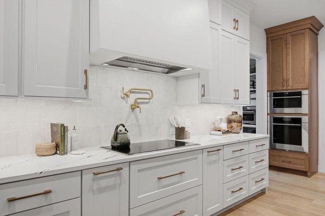 4937 Championship Circle, Middleton, WI 53597