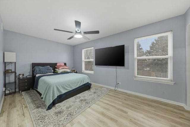 541 Heritage Drive, Oswego, IL 60543