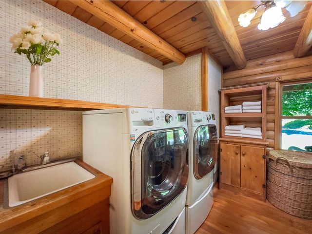 17452 Lake Vera Purdon Rd, Nevada City, CA 95959