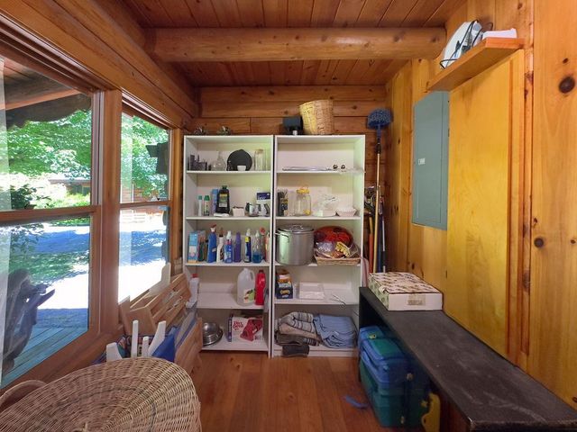 17452 Lake Vera Purdon Rd, Nevada City, CA 95959