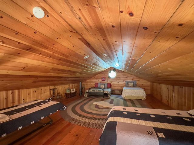 17452 Lake Vera Purdon Rd, Nevada City, CA 95959