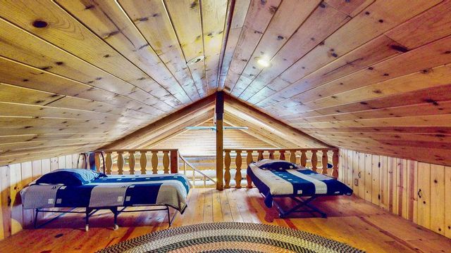 17452 Lake Vera Purdon Rd, Nevada City, CA 95959