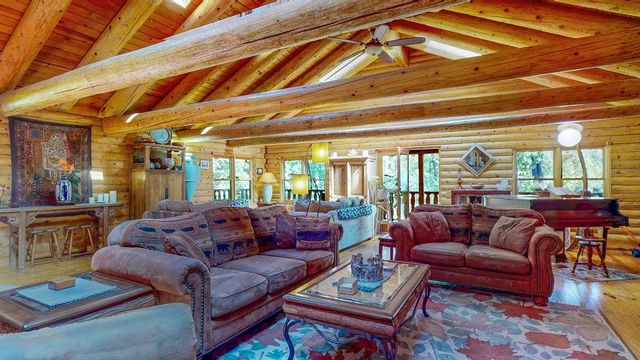 17452 Lake Vera Purdon Rd, Nevada City, CA 95959