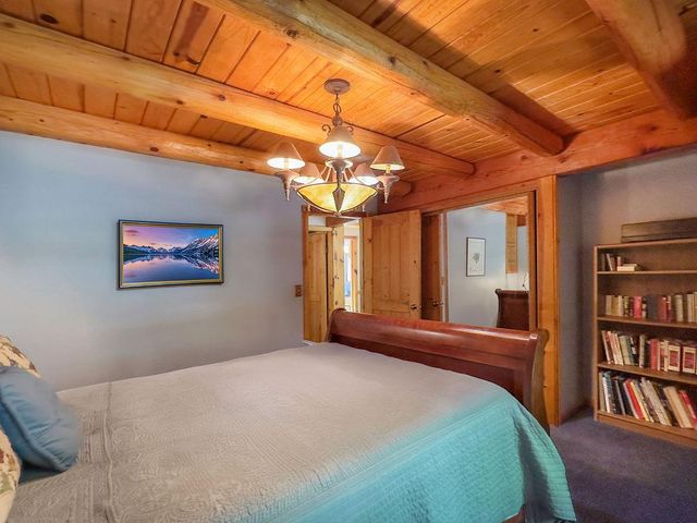 17452 Lake Vera Purdon Rd, Nevada City, CA 95959