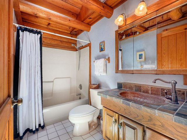 17452 Lake Vera Purdon Rd, Nevada City, CA 95959