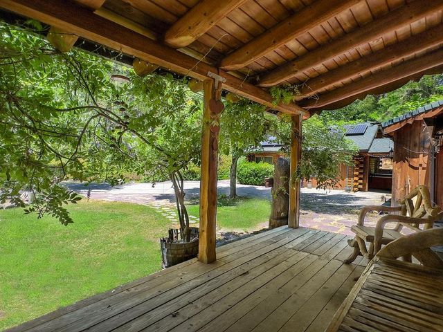 17452 Lake Vera Purdon Rd, Nevada City, CA 95959