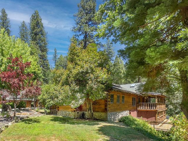 17452 Lake Vera Purdon Rd, Nevada City, CA 95959