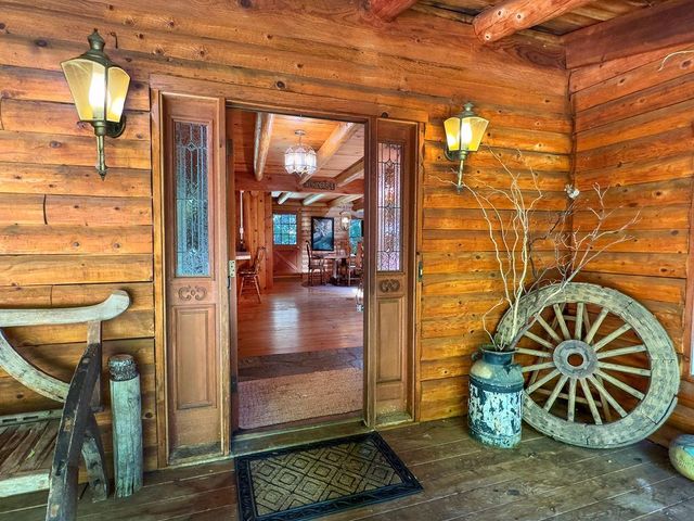 17452 Lake Vera Purdon Rd, Nevada City, CA 95959