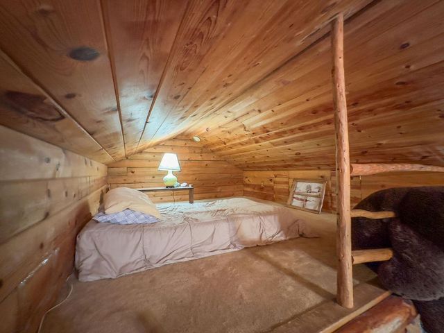 17452 Lake Vera Purdon Rd, Nevada City, CA 95959