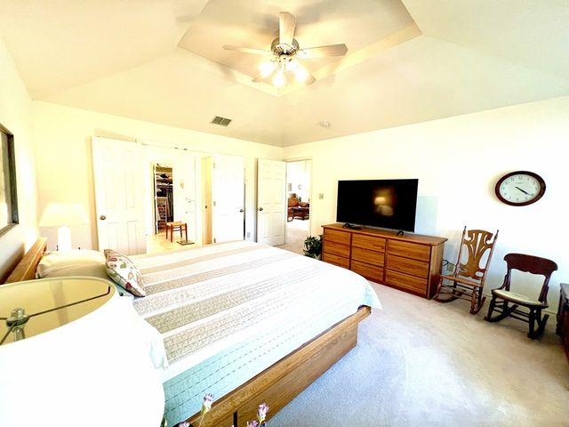 220 E Lower Turtle Creek Rd, Kerrville, TX 78028