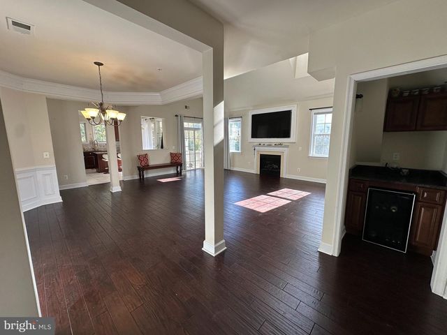 13846 GREENDALE DR #59, Woodbridge, VA 22191