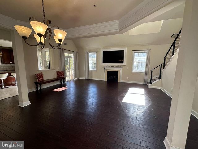 13846 GREENDALE DR #59, Woodbridge, VA 22191