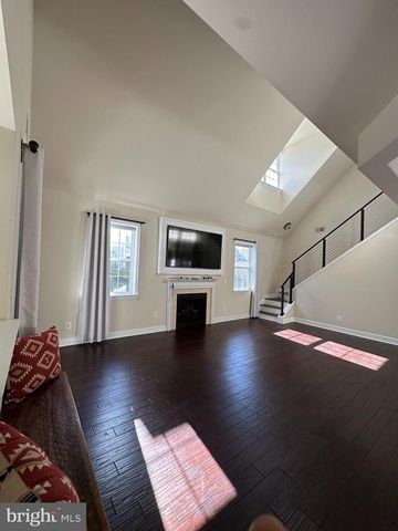 13846 GREENDALE DR #59, Woodbridge, VA 22191